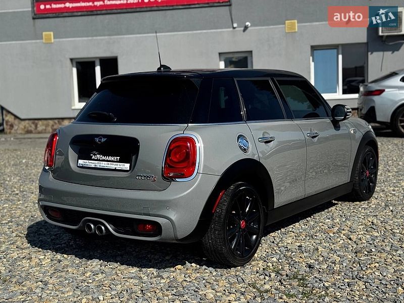 Хэтчбек MINI Cooper 2017 в Ивано-Франковске