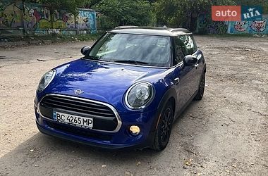 mini cooper 2019 в Львів від професійного продавця Vitaliy