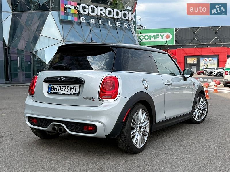 Хэтчбек MINI Cooper 2015 в Киеве