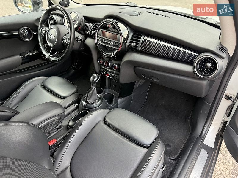 Хэтчбек MINI Cooper 2015 в Киеве
