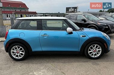 Хетчбек MINI Cooper 2018 в Березенщиній