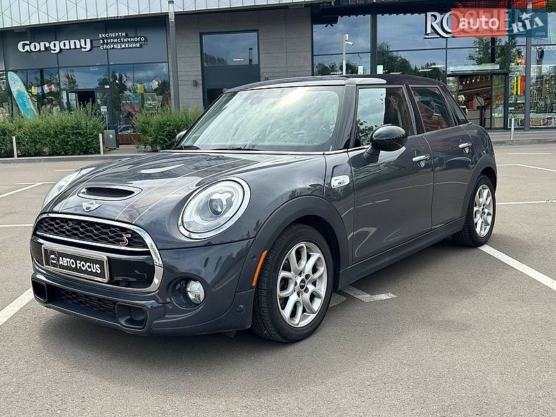 Хэтчбек MINI Cooper 2016 в Киеве