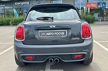 Хетчбек MINI Cooper 2016 в Києві