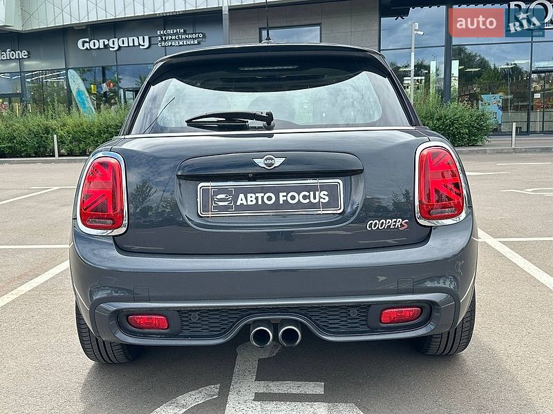 Хетчбек MINI Cooper 2016 в Києві