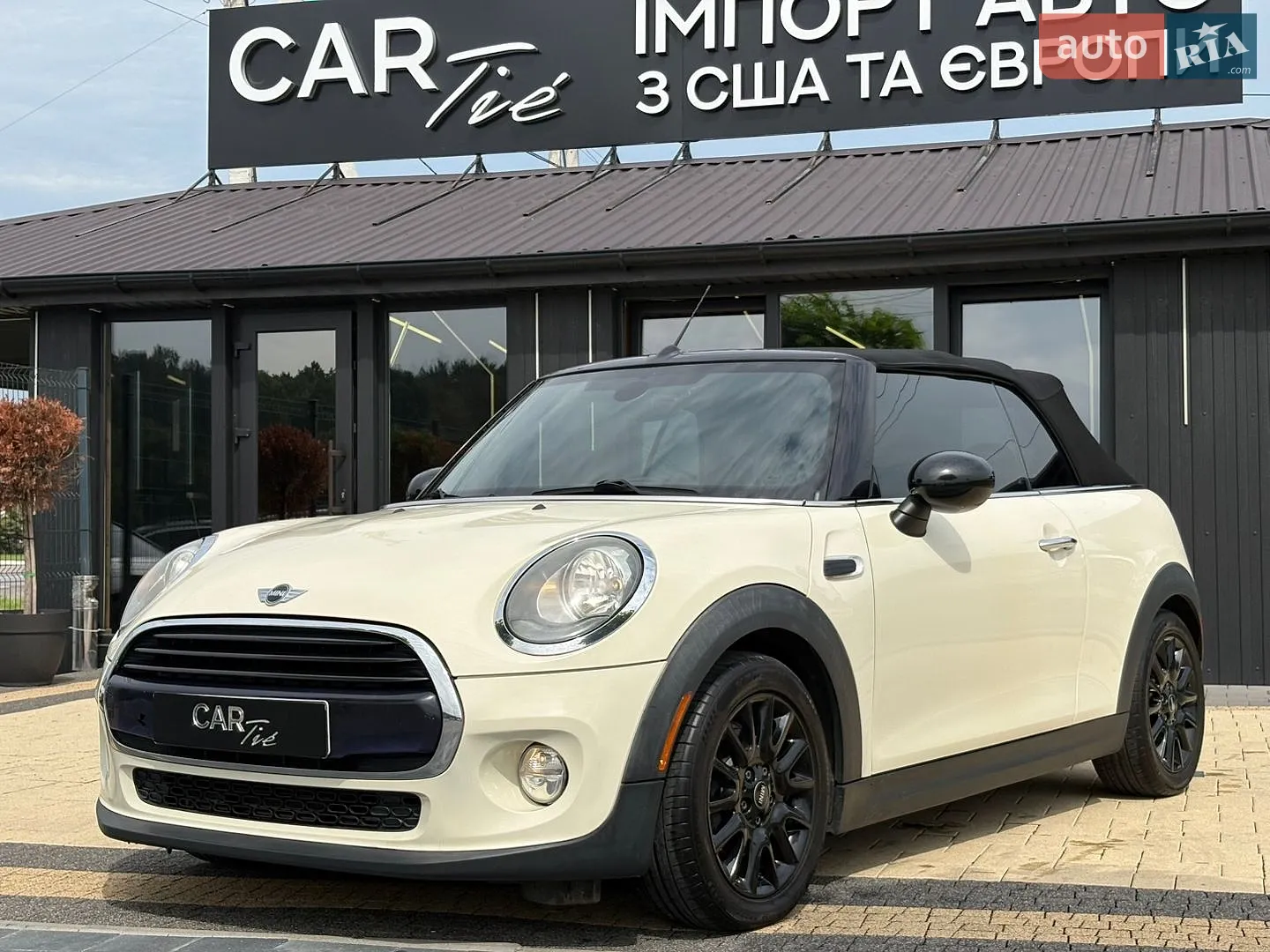 2017 MINI Cooper - фото 1