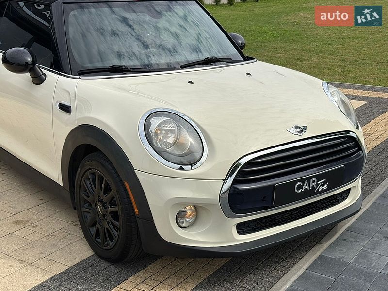Хетчбек MINI Cooper 2017 в Львові