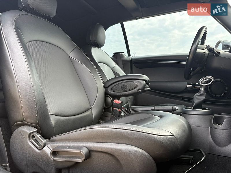 Хетчбек MINI Cooper 2017 в Львові
