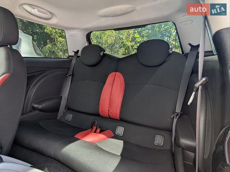 Хетчбек MINI Cooper 2010 в Києві