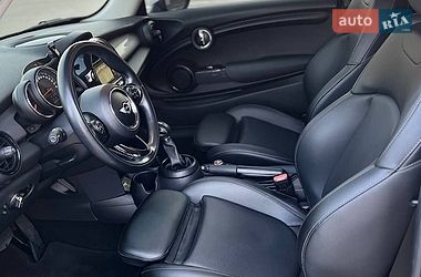 Хетчбек MINI Cooper 2018 в Києві