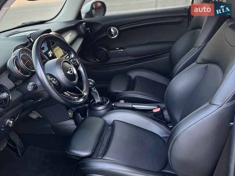 Хетчбек MINI Cooper 2018 в Києві