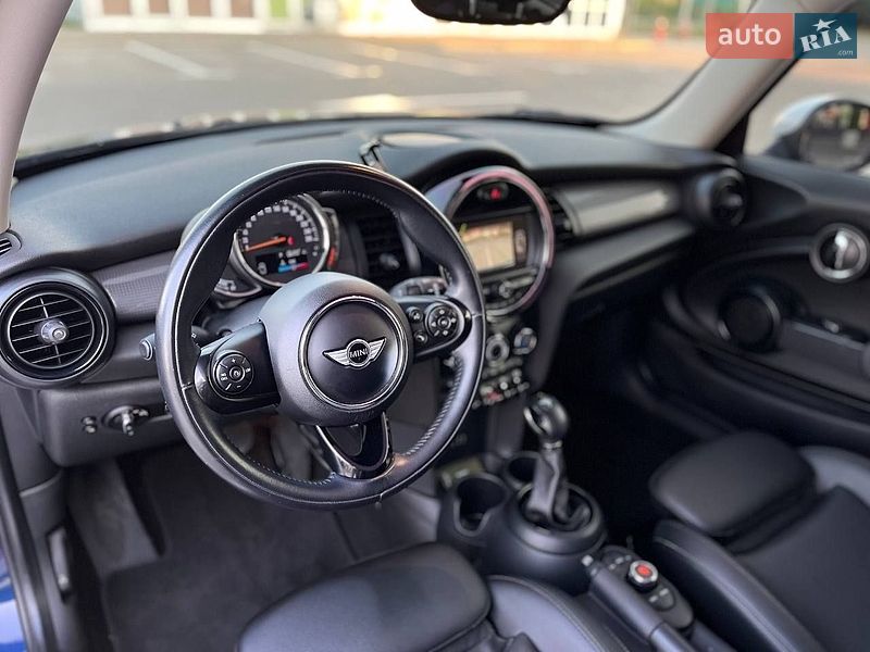 Хетчбек MINI Cooper 2018 в Києві