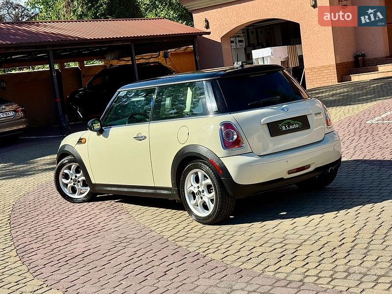 Хетчбек MINI Cooper 2011 в Мукачевому