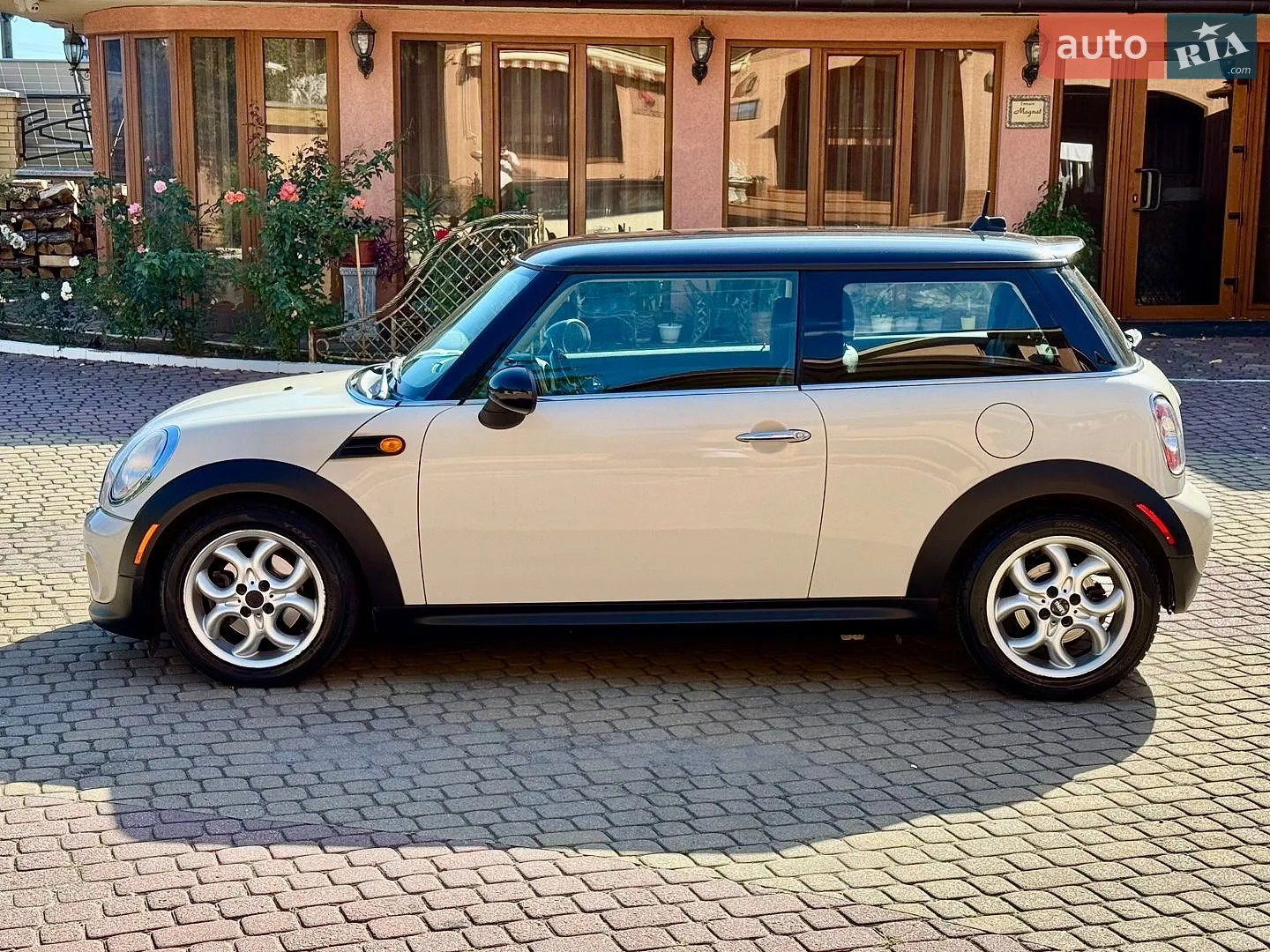 2011 MINI Cooper - мініатюра 9