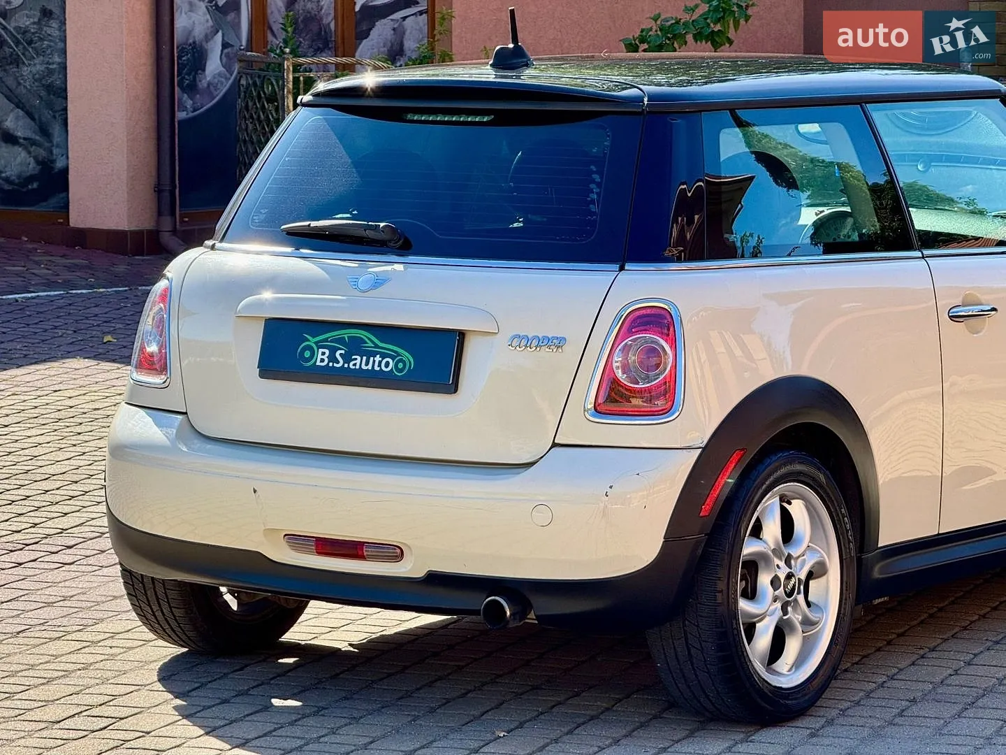 2011 MINI Cooper - мініатюра 14