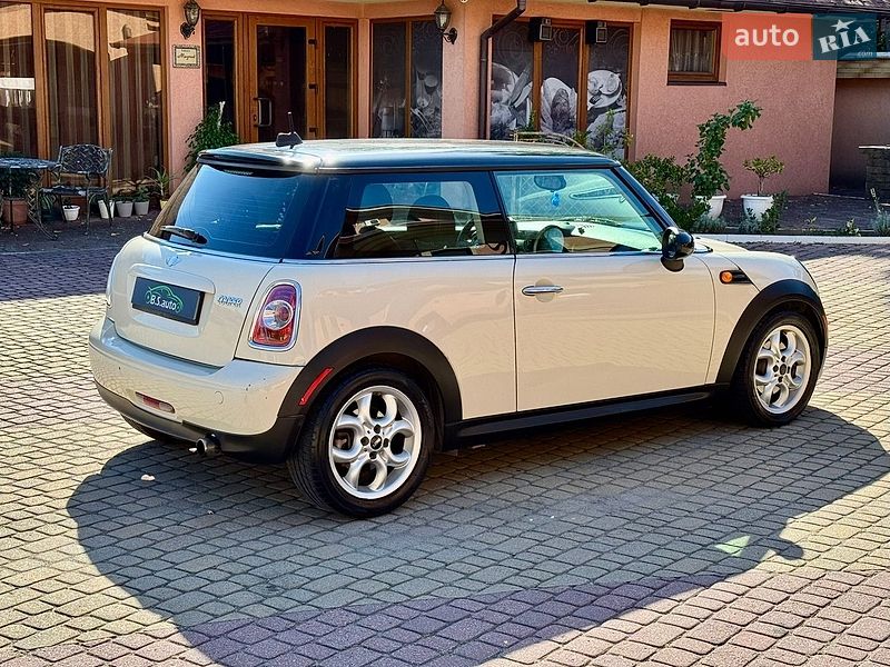 Хетчбек MINI Cooper 2011 в Мукачевому
