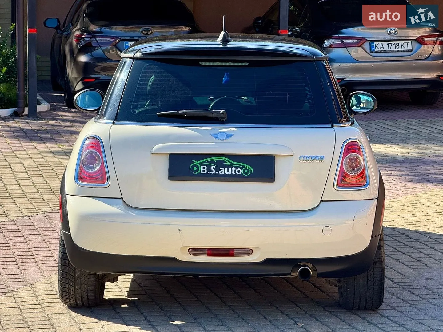 2011 MINI Cooper - мініатюра 13