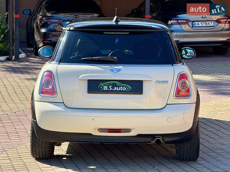 Хетчбек MINI Cooper 2011 в Мукачевому