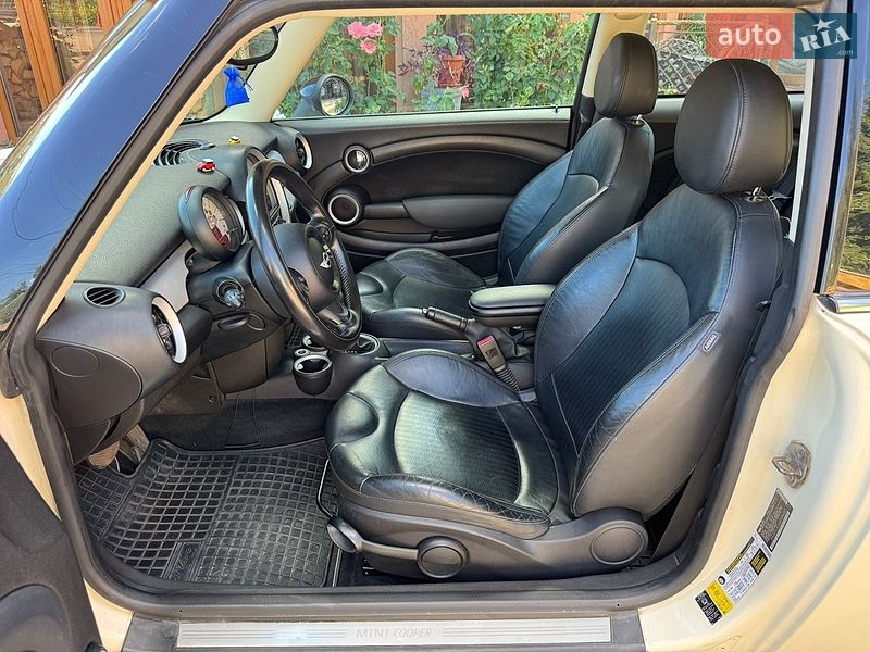 Хетчбек MINI Cooper 2011 в Мукачевому