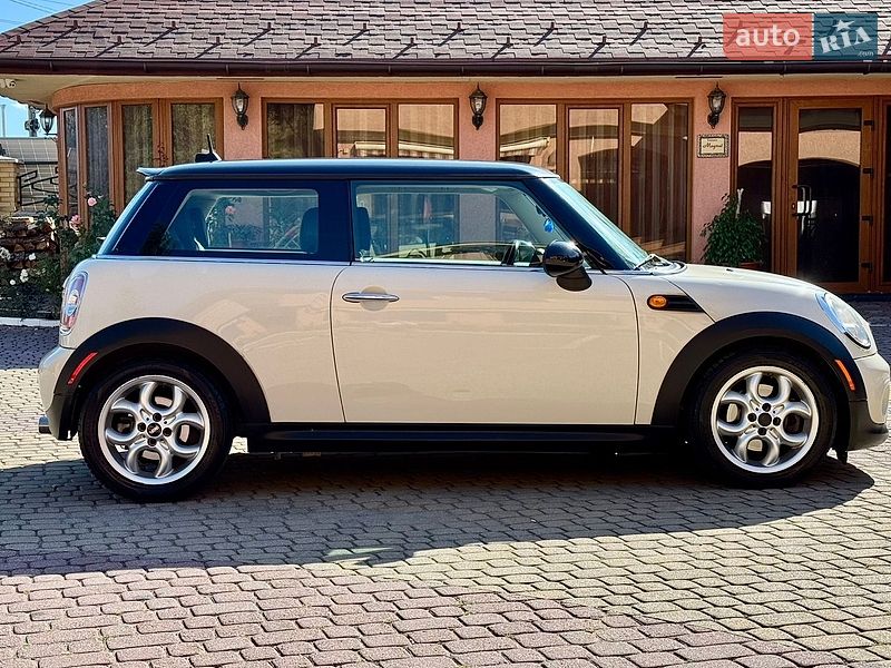 Хетчбек MINI Cooper 2011 в Мукачевому