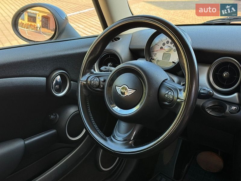 Хетчбек MINI Cooper 2011 в Мукачевому