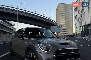 Хэтчбек MINI Cooper 2018 в Ивано-Франковске