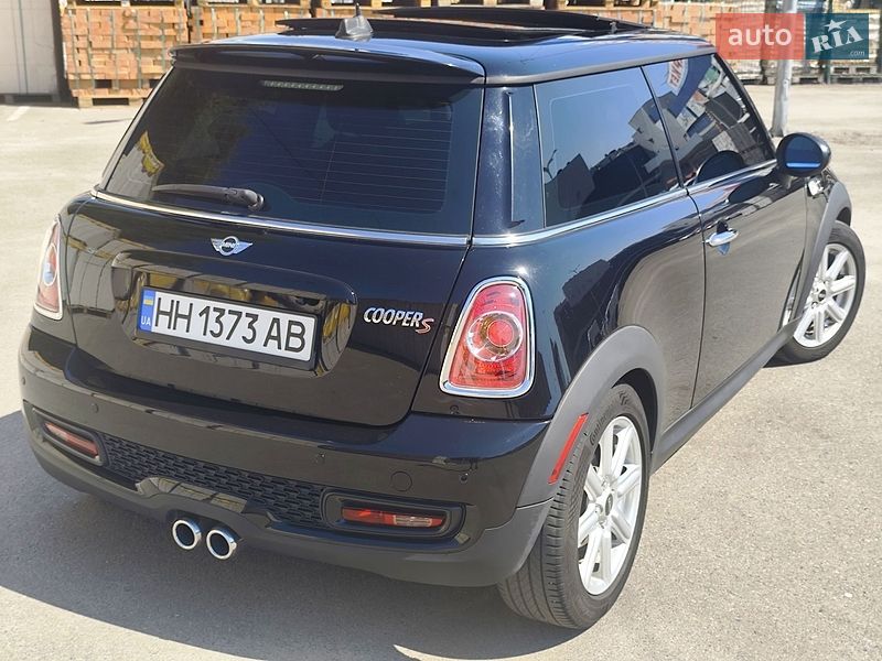 Хетчбек MINI Cooper 2013 в Дніпрі