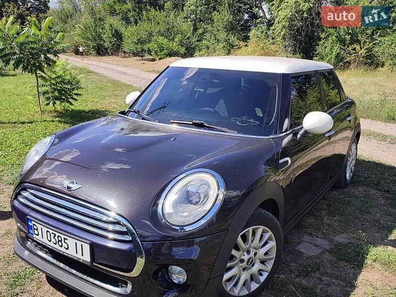 Хетчбек MINI Cooper 2015 в Полтаві фото 3 Хетчбек MINI Cooper 2015 в Полтаві