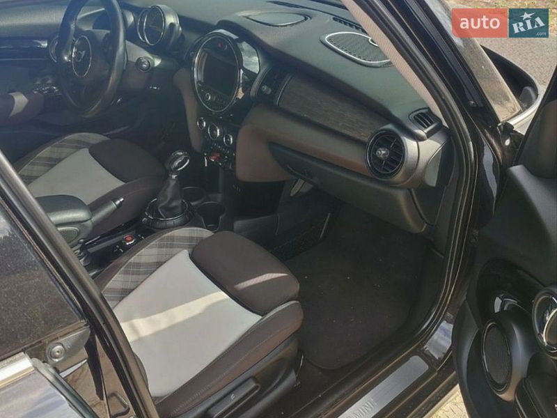Хетчбек MINI Cooper 2015 в Полтаві фото 12 Хетчбек MINI Cooper 2015 в Полтаві