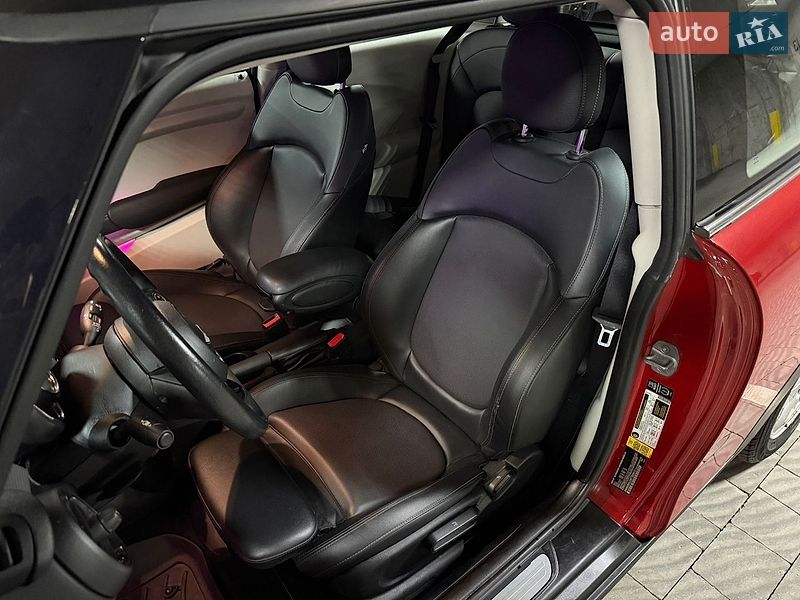 Хетчбек MINI Cooper 2014 в Тернополі