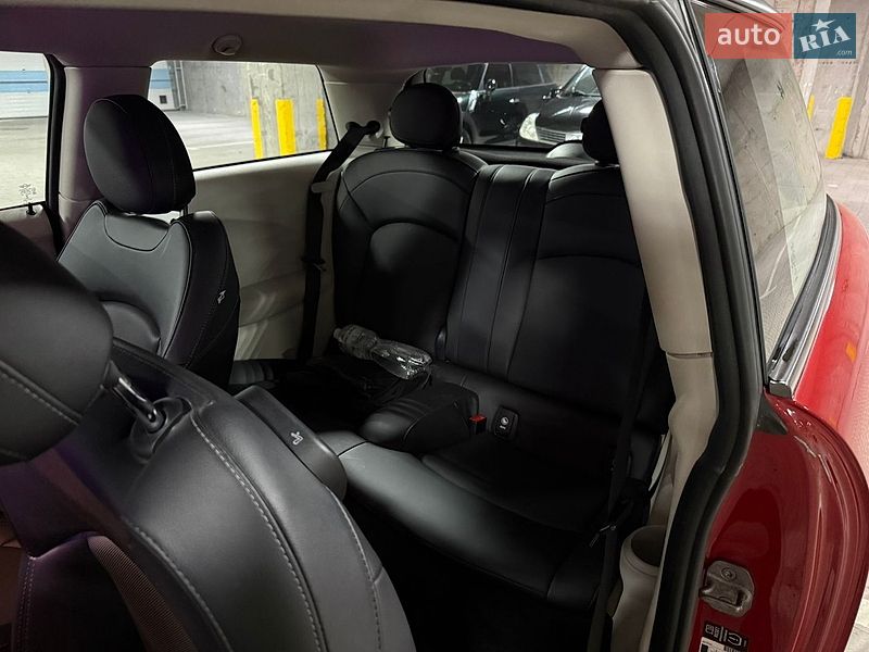 Хетчбек MINI Cooper 2014 в Тернополі