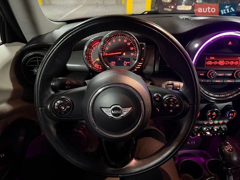 Хетчбек MINI Cooper 2014 в Тернополі
