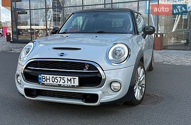 Хэтчбек MINI Cooper 2015 в Киеве