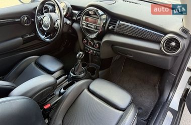 Хэтчбек MINI Cooper 2015 в Киеве