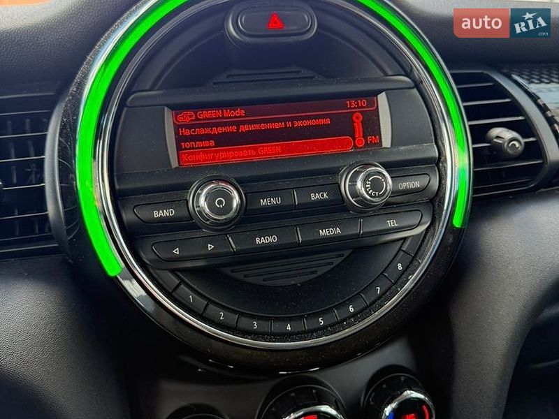 Хэтчбек MINI Cooper 2015 в Киеве