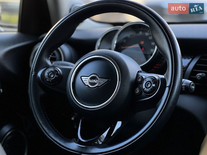 Хетчбек MINI Cooper 2014 в Івано-Франківську