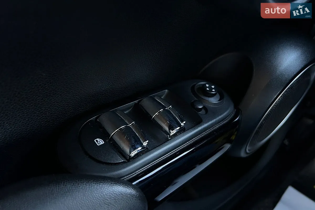 2014 MINI Cooper - мініатюра 24
