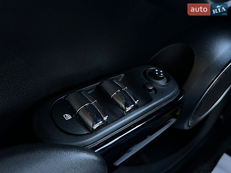 Хетчбек MINI Cooper 2014 в Івано-Франківську
