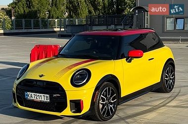 Хэтчбек MINI Cooper 2024 в Киеве Хэтчбек MINI Cooper 2024 в Киеве
