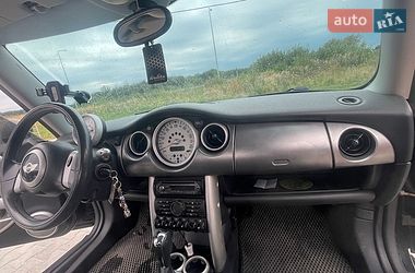 Хетчбек MINI Cooper 2002 в Городку