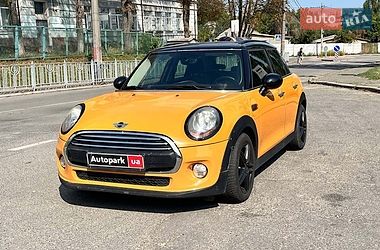Хетчбек MINI Cooper 2015 в Києві