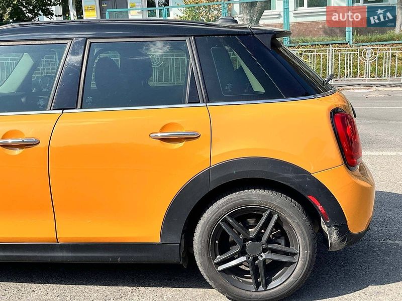 Хэтчбек MINI Cooper 2015 в Киеве