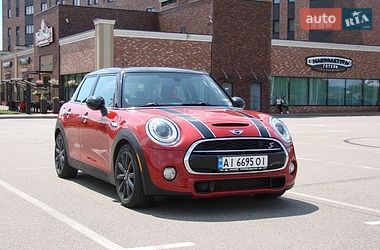 Хетчбек MINI Cooper 2015 в Києві