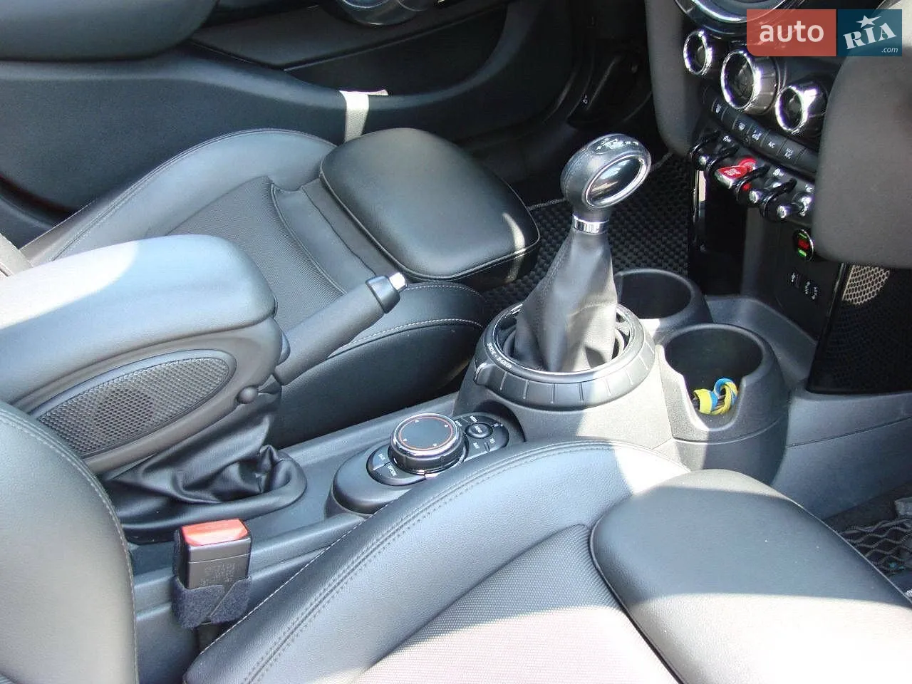 2015 MINI Cooper - мініатюра 11