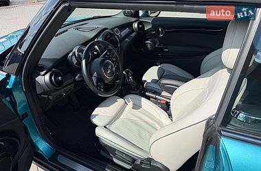 Хэтчбек MINI Cooper 2017 в Киеве
