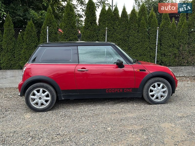 Хетчбек MINI Cooper 2004 в Чернівцях фото 6 Хетчбек MINI Cooper 2004 в Чернівцях