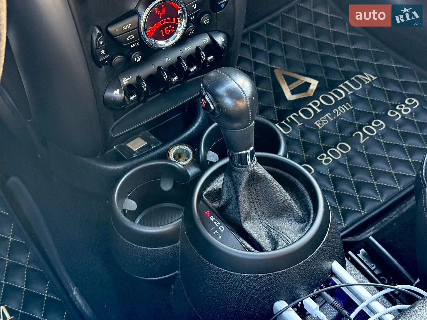 2015 MINI Cooper - мініатюра 23