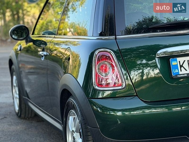 Хэтчбек MINI Cooper 2011 в Днепре фото 17 Хэтчбек MINI Cooper 2011 в Днепре