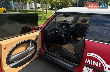 Хетчбек MINI Cooper 2004 в Дніпрі