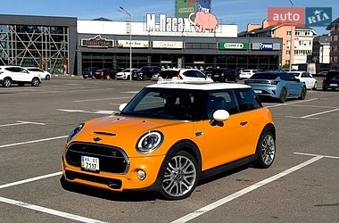 Хетчбек MINI Cooper 2015 в Києві