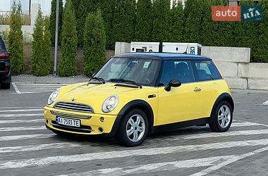 Хэтчбек MINI Cooper 2005 в Ровно